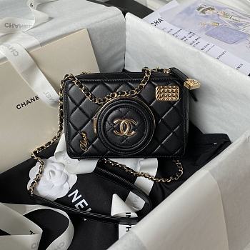 Colestore Chanel Camera Bag Lambskin & Gold-Tone Metal Black 11.5 × 16 × 6 cm