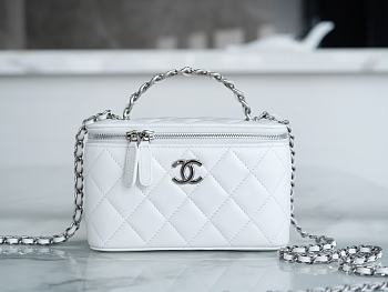 	 Colestore Chanel 23K Vanity Chain Shoulder Bag White 9.5*17*8cm