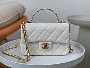 Colestore Chanel 23s Mini White Size 20x13x5cm - 1
