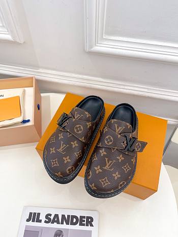 Colestore Louis Vuitton Cosy Flat Size 35-45 
