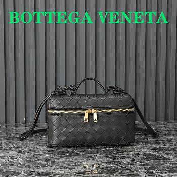 	 Colestore Bottega Veneta Vanity Case Black