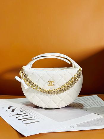 Colestore Chanel Pouch White 17 × 18 × 7 cm