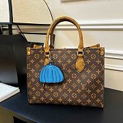 	 Colestore Louis Vuitton Keychain Blue 11×8×2  - 3