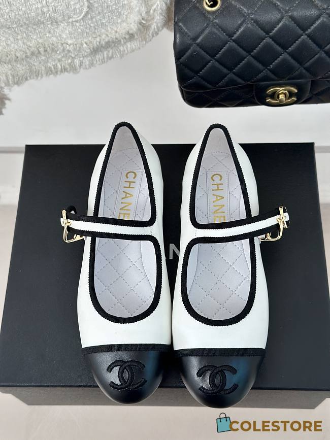 	 Colestore Chanel Flat Mule White Size 35-39 - 1