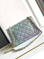 Colestore Chanel 24S Gradient Light Green CF Flap Bag 20cm - 3