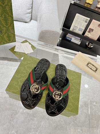 Colestore Gucci GG Thong Dark Green & Red Nylon Web Sandals