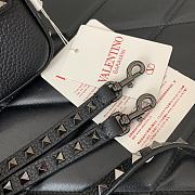 Valentino Rockstud Small Leather Crossbody Bag Black 19x12x3cm - 5