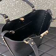  Valentino Garavani Calfskin Tote Bag Black 26x11x24cm - 5