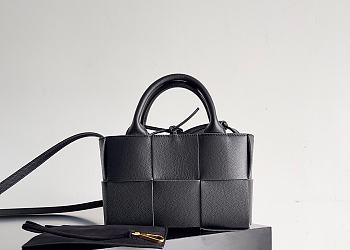  Bottega Veneta Super Mini Tote Bag Black 20x7x13cm