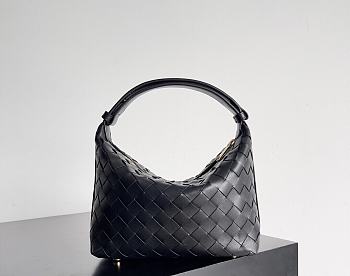 Bottega Veneta Wallace Shoulder Bag Black 22x13x9.5cm