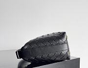 Bottega Veneta Wallace Shoulder Bag Black 22x13x9.5cm - 2