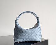 Bottega Veneta Wallace Shoulder Bag Blue 22x13x9.5cm - 1