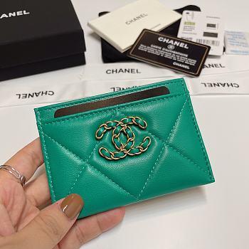 Chanel Card Holder Green 7.5x11cm