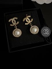 Chanel Sunflower Pearl Earrings - 5
