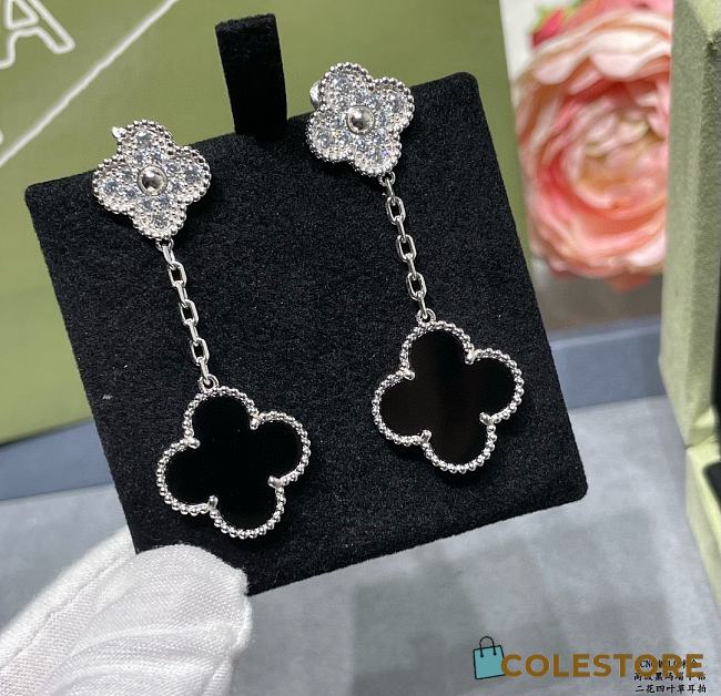 Van Cleef & Arpels Black Agate & Diamond Two-flower Four-leaf Clover Earrings - 1