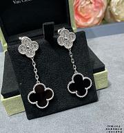 Van Cleef & Arpels Black Agate & Diamond Two-flower Four-leaf Clover Earrings - 3