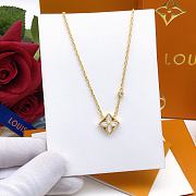  Louis Vuitton Old Flower Necklace Gold - 3