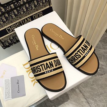 Dior Dway Natural Raffia And Black Embroidered Cotton