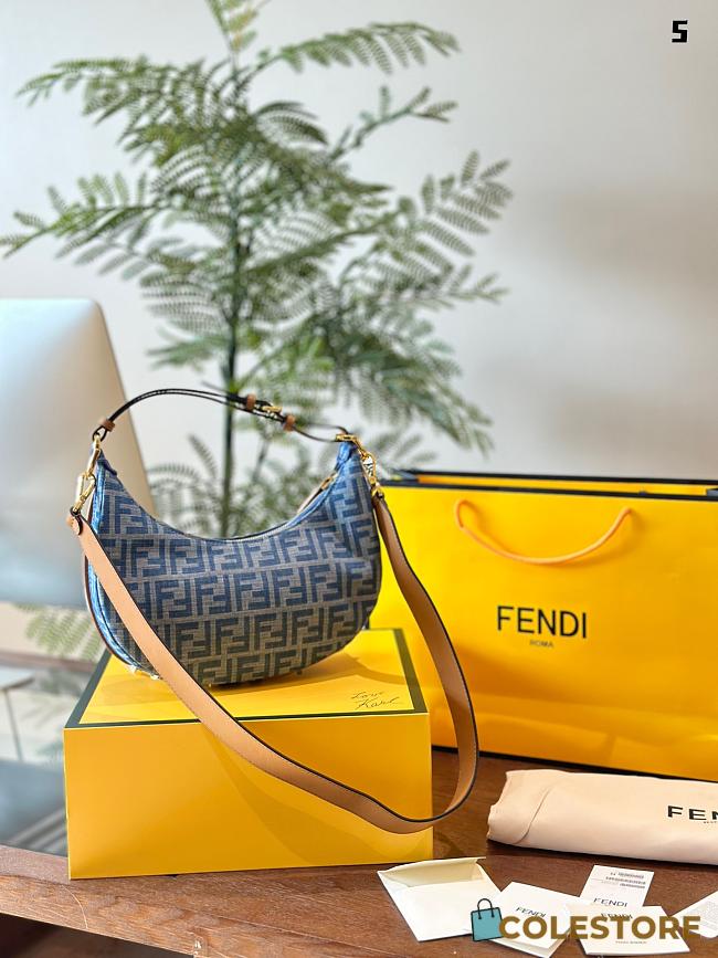 Fendi Fendigraphy Crescent Bag Blue Denim 27cm - 1
