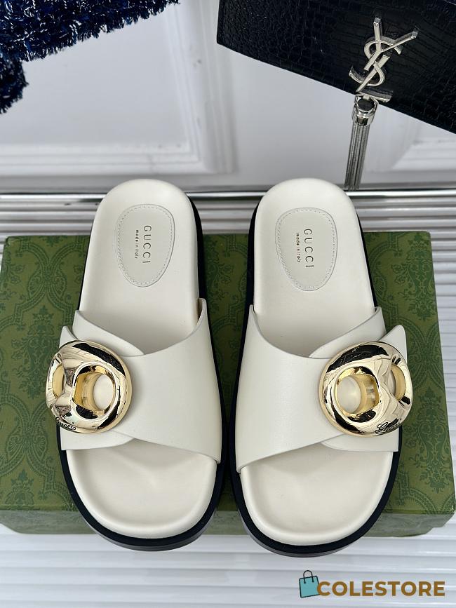 Gucci Marina Chain Slide Sandals in White - 1