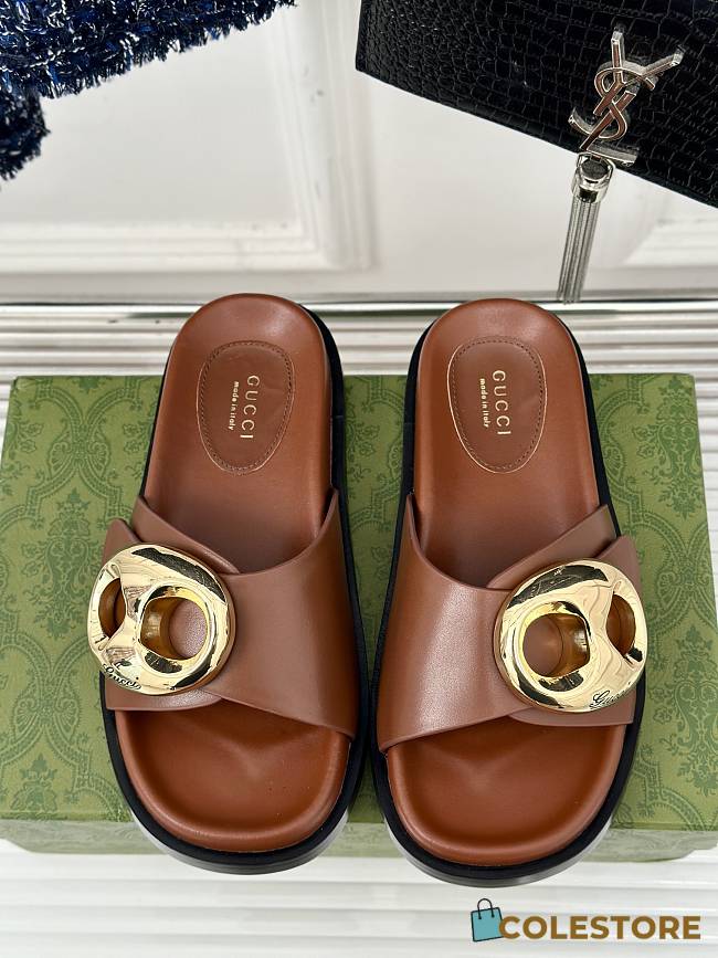 Gucci Marina Chain Slide Sandals in Brown - 1