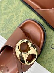 Gucci Marina Chain Slide Sandals in Brown - 3