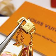  Louis Vuitton Pink Old Flower Bracelet Gold - 3