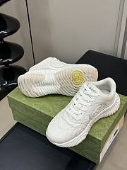 Gucci Ripple Trainer in White - 5
