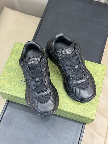 Gucci Ripple Trainer in Black