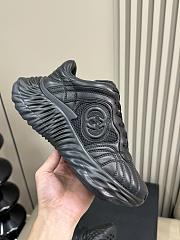 Gucci Ripple Trainer in Black - 3