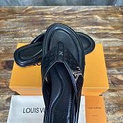 Louis Vuitton Mirabeau Thong Caft Leather Black - 5