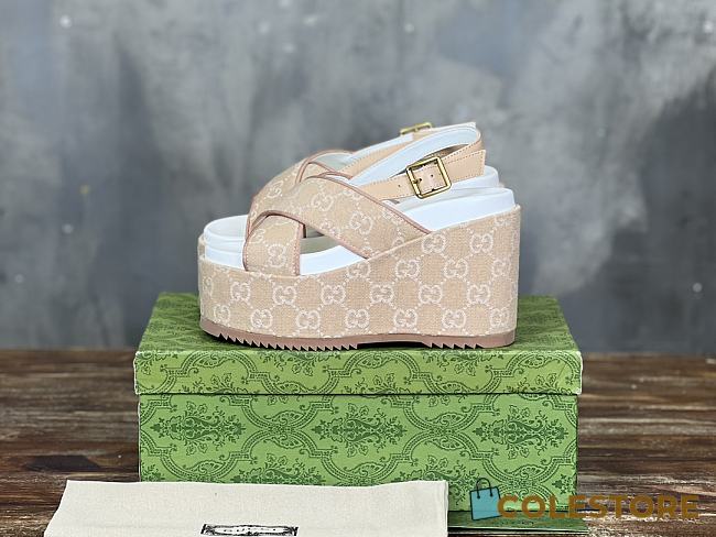 Gucci Women's Supreme Platform Slide Sandal Beige - 1