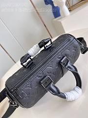 Louis Vuitton Keepall Bandoulière 25 Black Brushed Monogram Cowhide Leather M11595 25 x 11 x 15 cm - 2