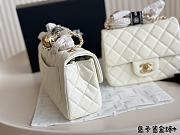 Chanel Mini Flap Bag White 20 cm  - 3