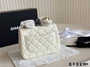 Chanel Mini Flap Bag White 20 cm  - 2