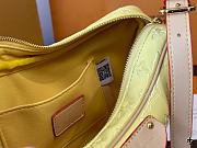 Colestore Louis Vuitton Croissant PM Chic And Yellow Monogram Vernis Embossed Cowhide Leather 25 x 15 cm - 4