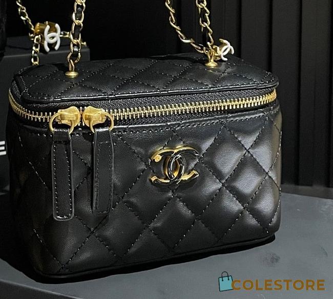 Chanel Small Vanity Bag Black Small Size 11 x 10.5 cm - 1