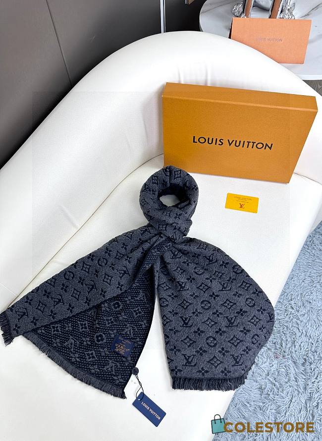 Louis Vuitton Monogram Classic Scarf Navy Blue 30 * 180 cm - 1