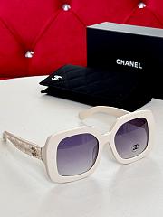 Chanel Square Sunglasses White 53 x 21 x145 cm - 1