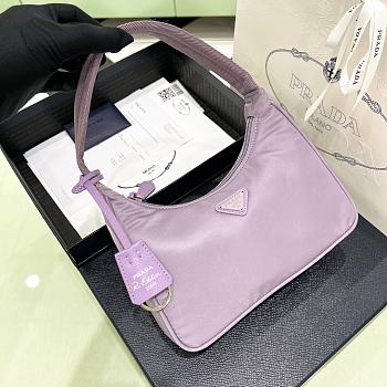 Prada Re-Edition 2005 Re-Nylon And Saffiano Mini Bag Purple 22 * 17 * 6