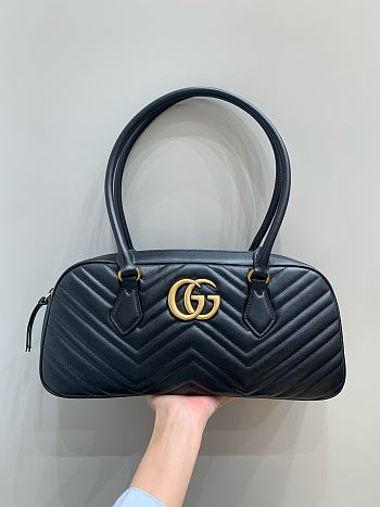 Gucci GG Marmont Medium Top Handle Bag ‎35.5 cm