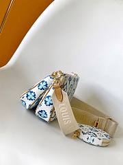 Louis Vuitton By The Pool Multi Pochette Accessoires Blue 24,0 x 13,5 x 4,0 cm - 3
