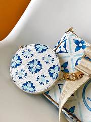 Louis Vuitton By The Pool Multi Pochette Accessoires Blue 24,0 x 13,5 x 4,0 cm - 4