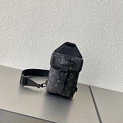 Louis Vuitton Soul Trunk Vertical Black 14 x 6 x 25 cm - 1