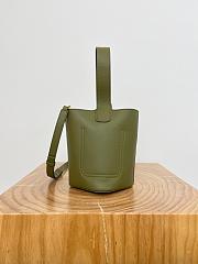 Loewe Mini Pebble Bucket In Mellow Calfskin Olive 20 x 16 x 16 cm - 4