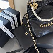 Chanel 22 Bag Mini Black 20 cm  - 4