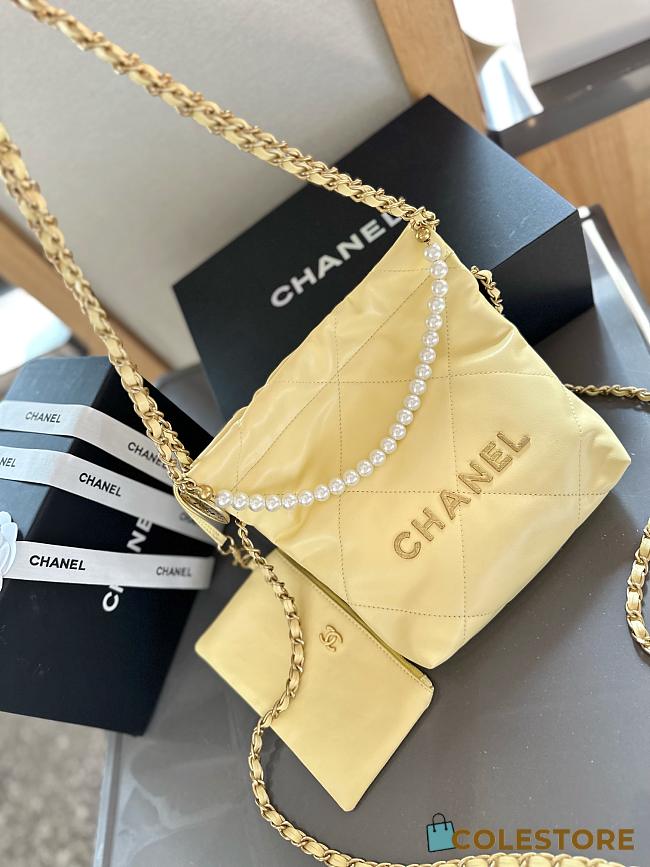 Chanel 22 Bag Mini Yellow 20 cm - 1