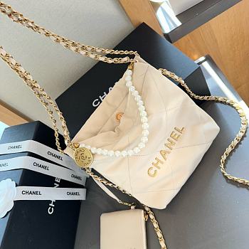 Chanel 22 Bag Mini White 20 cm