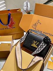 Louis Vuitton MM Twist Bag Beige 23 cm - 2