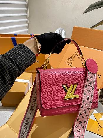 Louis Vuitton MM Twist Bag Pink 23 cm